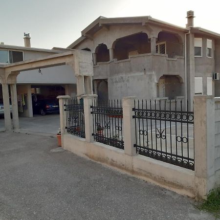 Ferienwohnung Zecirovic Mnebar Exterior foto