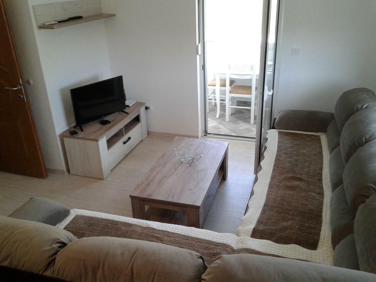 Ferienwohnung Zecirovic Mnebar Exterior foto