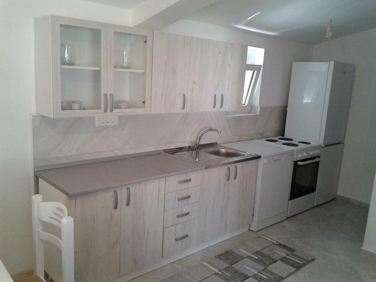 Ferienwohnung Zecirovic Mnebar Exterior foto